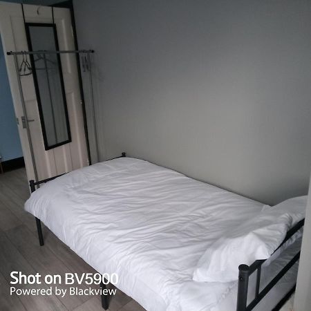 شقة Nuns Moor Fully Equipped Kitchen Free Parking Netflix نيوكاسل أبون تاين المظهر الخارجي الصورة