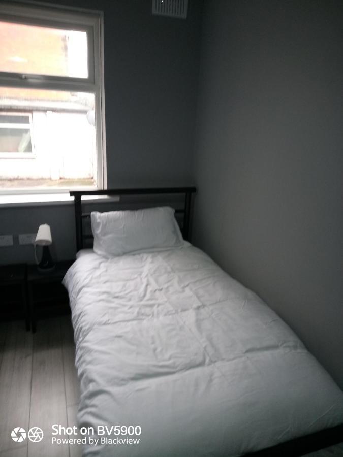 شقة Nuns Moor Fully Equipped Kitchen Free Parking Netflix نيوكاسل أبون تاين المظهر الخارجي الصورة